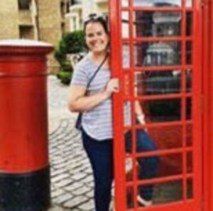 Meet your Posher, Laura